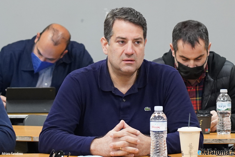Άγγελος Κωνσταντάκης: Η απάντηση στον Νικόλα Βαλλιανάτο για τις αθλητικές εγκαταστάσεις