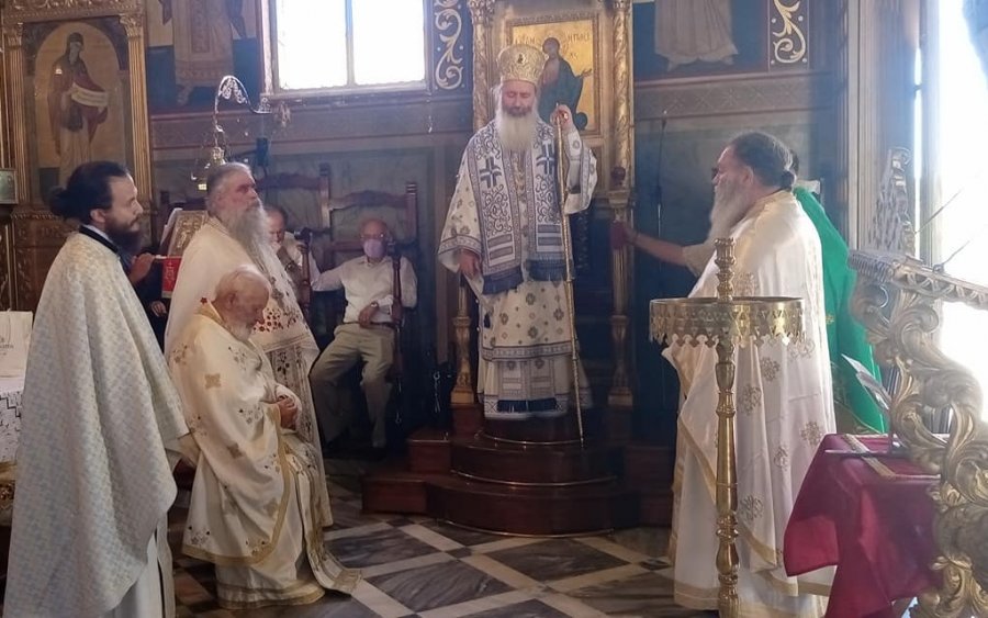 Το οφίκιο του πρωτοπρεσβυτέρου έλαβε ο ιερέας π. Ανδρέας Ζαχαράτος [εικόνες]