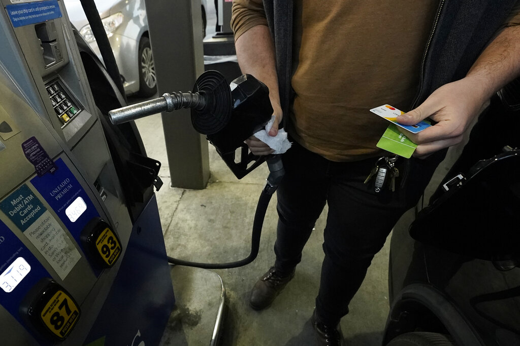 Fuel Pass 2: Την Δευτέρα 1 Αυγούστου θα ανοίξει τελικά η πλατφόρμα για το επίδομα βενζίνης