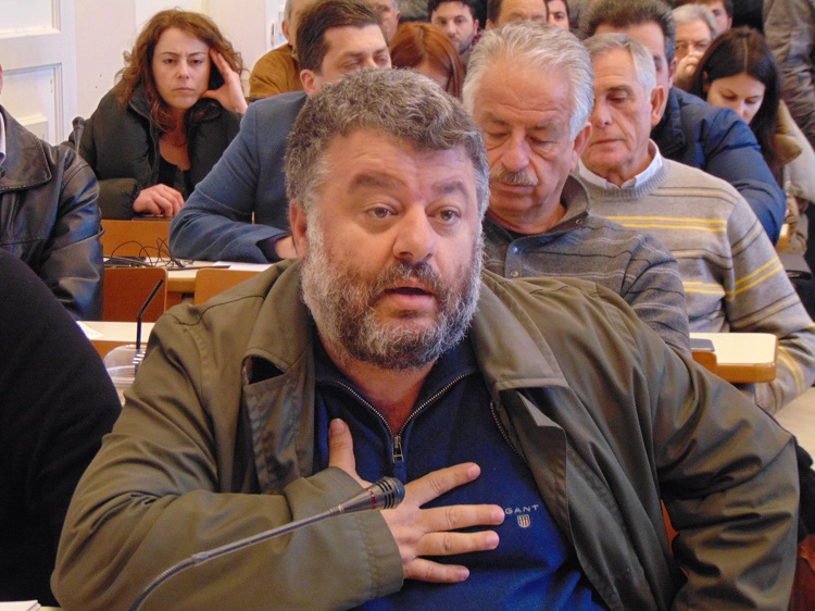…«Και η βάρκα έμεινε μόνη»…
