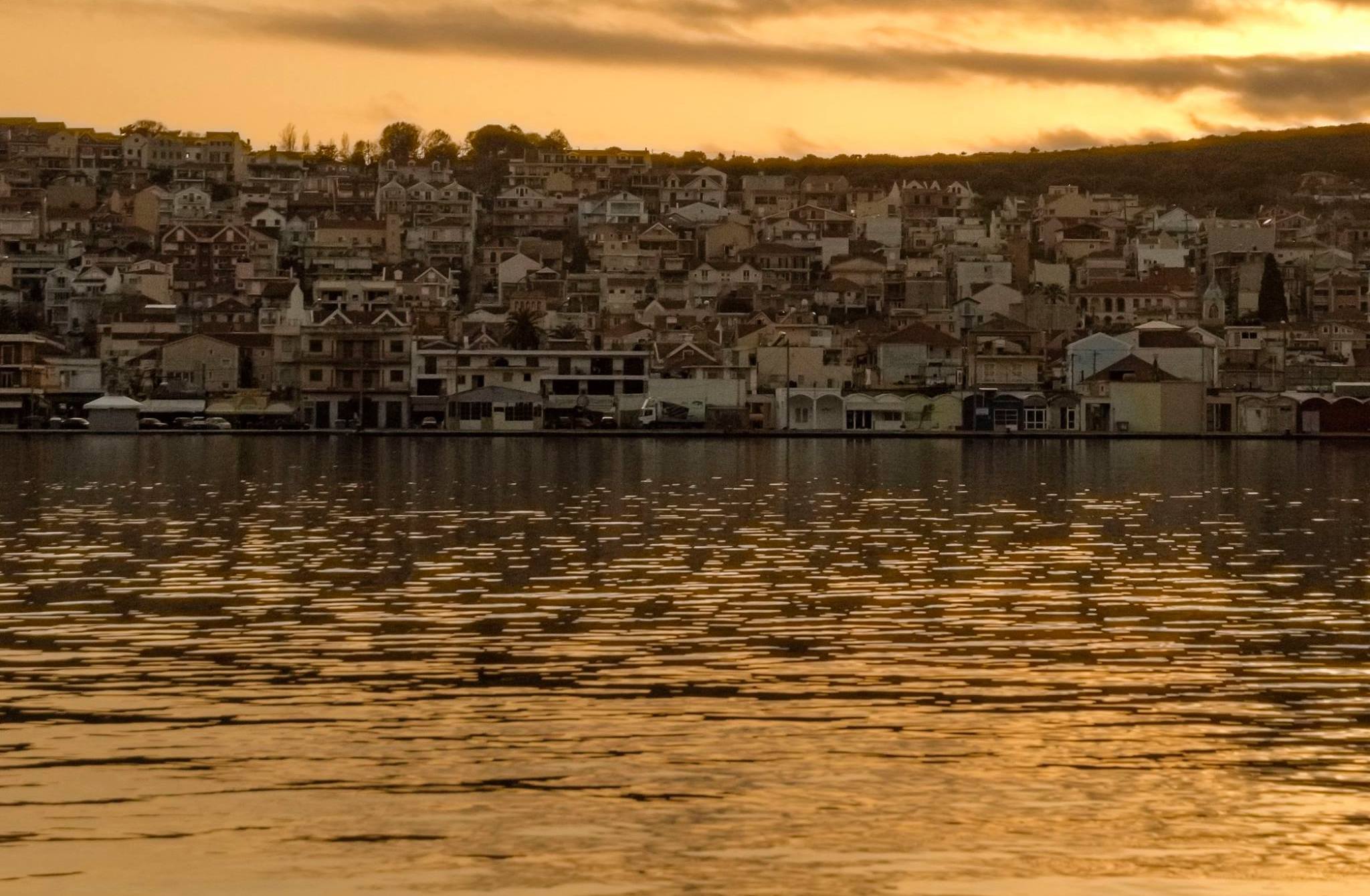 Νίκος Παυλάτος (Τοπική κίνηση πολιτών Φάρος): “Θεόφιλε απέτυχες και μαζί σου δυστυχώς παρέσυρες και την πόλη”