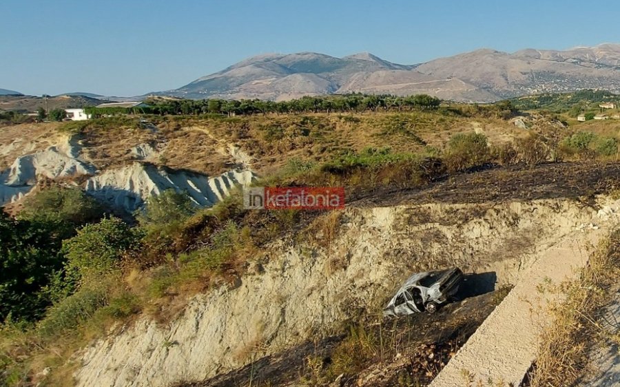 Τραγωδία στο Ληξούρι: Νεκρή γυναίκα σε τροχαίο στον Άγιο Βασίλειο – Αεροδιακομιδή για το 7χρονο παιδί (Ανανεωμένο – εικόνα)