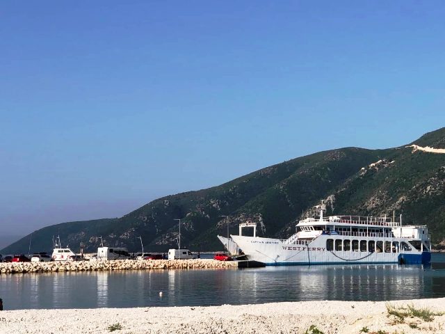 Ξεκίνησε η γραμμή Βασιλική –Φισκάρδο [εικόνες]