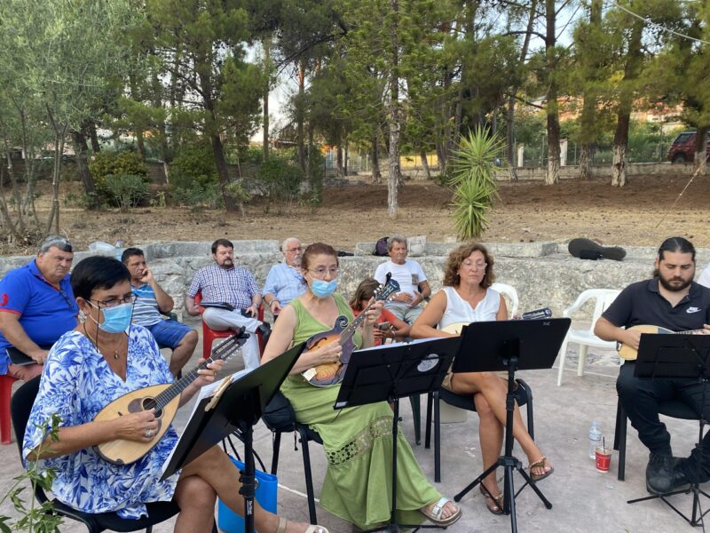 Εικόνες από την τελευταία πρόβα της Χορωδίας και Μαντολινάτας Αργοστολίου και της γυναικείας χορωδίας