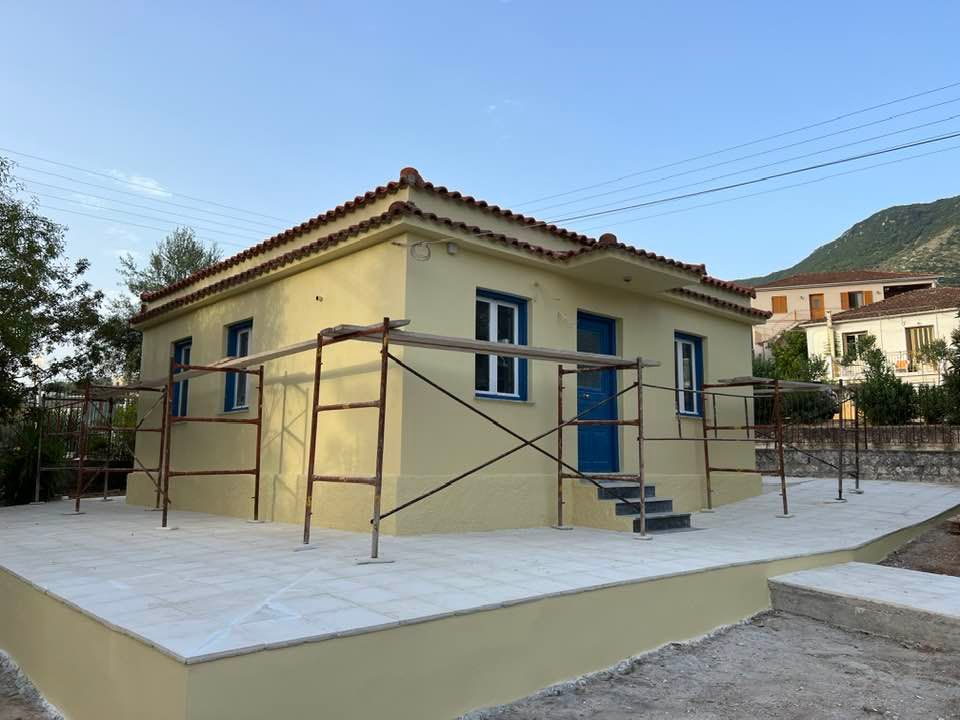 Ιθάκη: Ολοκληρώνεται η επισκευή του κτιρίου (πρώην σπίτι επιστάτη) –Θα παραδοθεί προς χρήση την νέα σχολική χρονιά