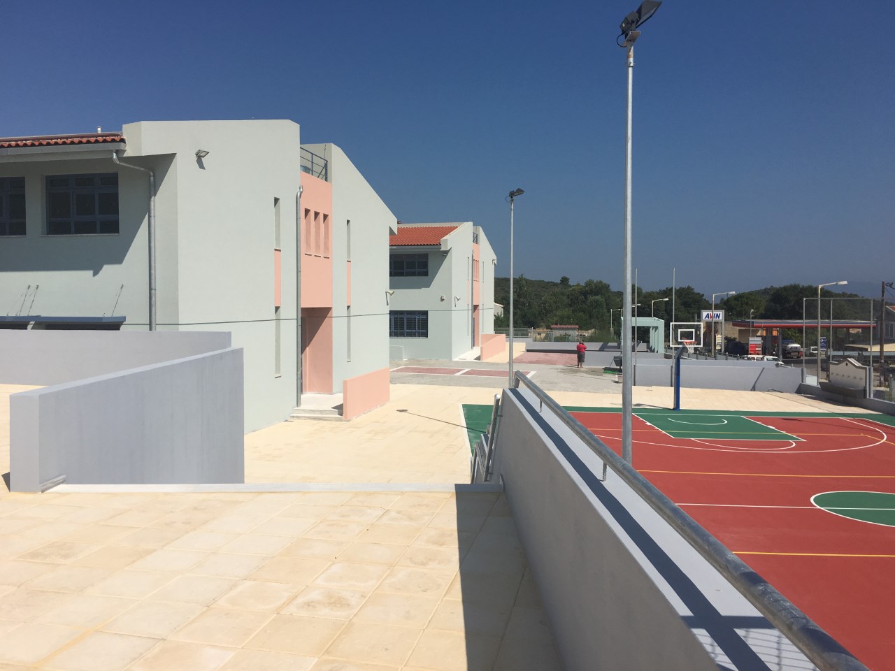 Περίληψη διακήρυξης Δημοσίου Διαγωνισμού για εκμίσθωση σχολικού κυλικείου