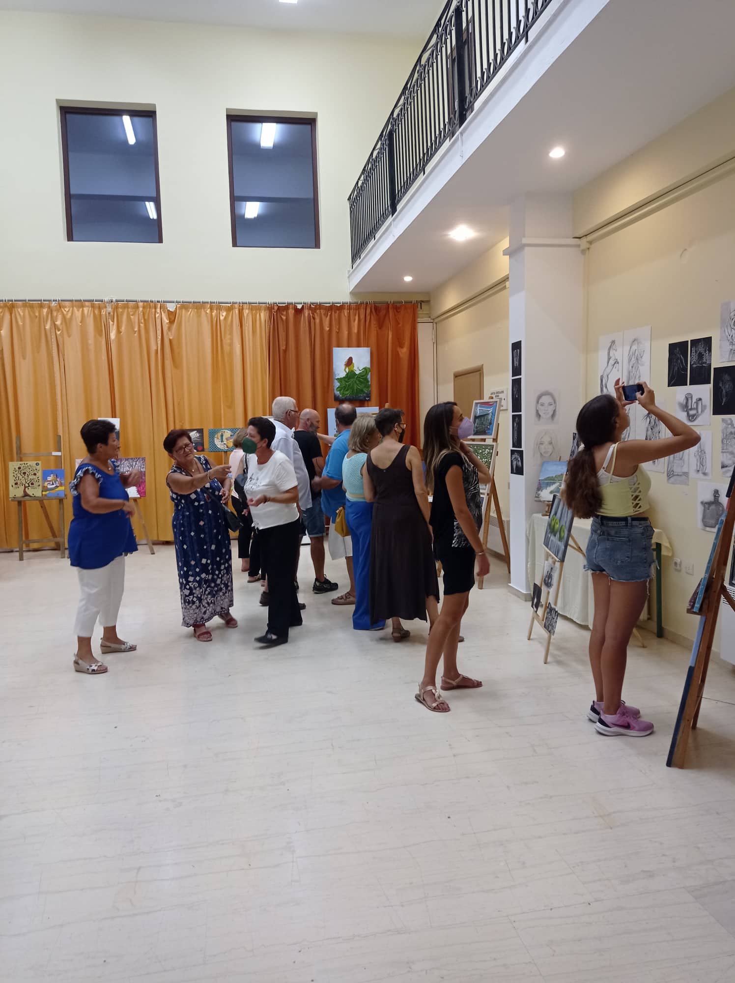 Πετυχημένη έκθεση στον Πόρο με έργα μαθητών