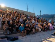 Το αδιαχώρητο στο μπαστούνι! | Με ούριο άνεμο σαλπάρισε το βιβλίο του Γιάννη Βαρούχα