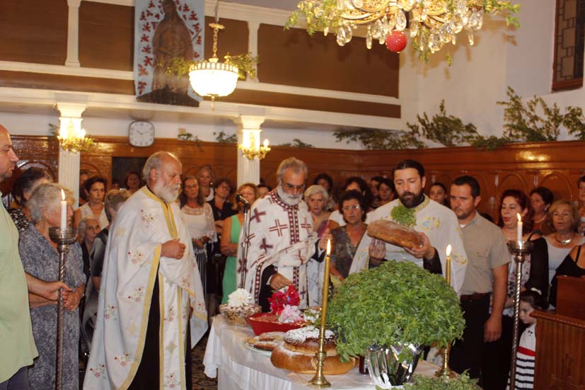 Γιορτάζει η Παναγία στα Δελλαπορτάτα Παλλικής