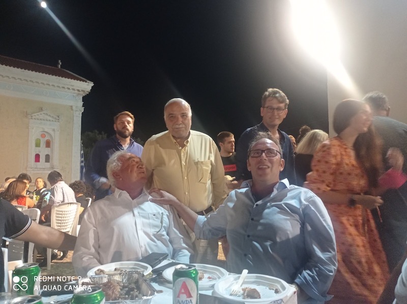 Με μεγάλη αντιπροσωπεία της παράταξης του ο Νίκος Ανουσάκης στο πανηγύρι της “Λαμίας” -Σκληρές δηλώσεις για τον πρόεδρο του χωριού Τάσο Τζωρτζάτο [εικόνες]