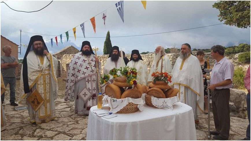 Ο Γέροντας Κουκουζέλης του Αγίου Όρους με την συνοδεία του στη φετινή εορταστική πανήγυρη της Μονής Άτρου