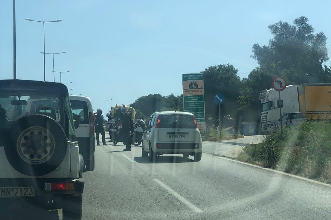 Τροχαίο ατύχημα στην Κρανιά [εικόνες]