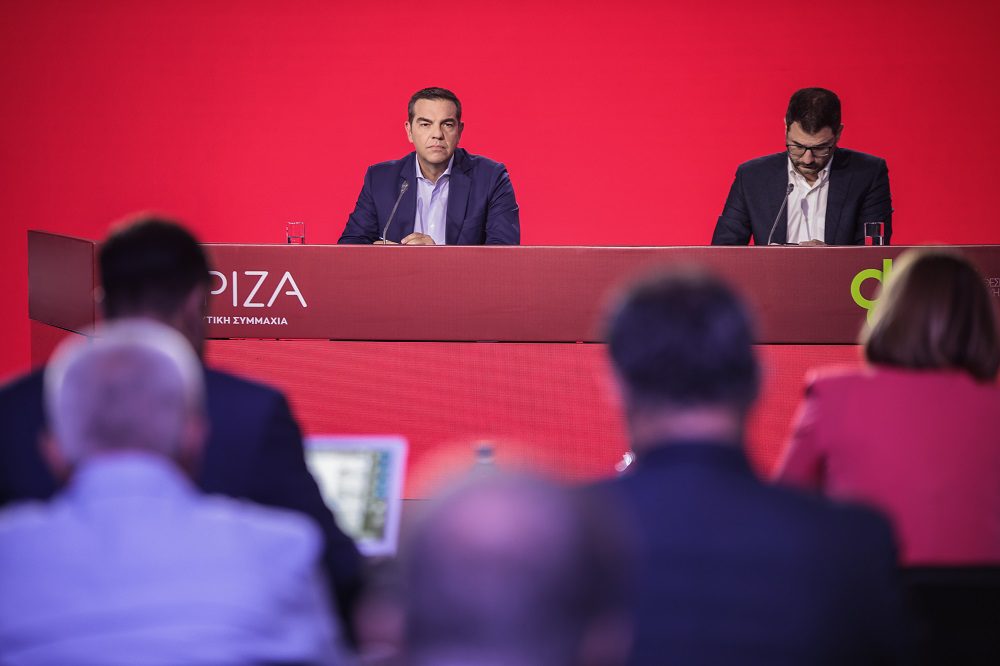 Τσίπρας: Ο Μητσοτάκης έλεγε πως θα μειώσει λογαριασμούς και μειώνει το εισόδημα των πολιτών