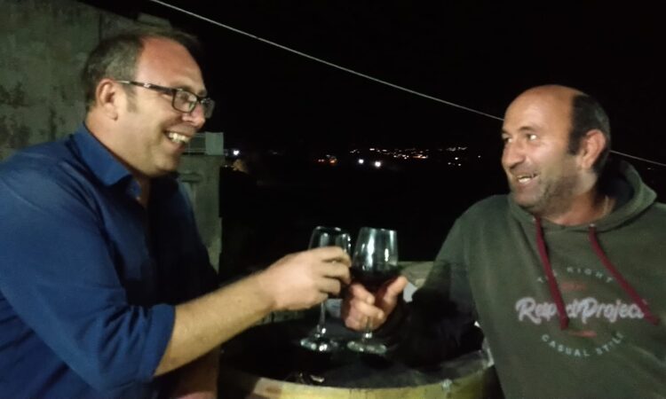 Δυνατό “μπάσιμο” Ανουσάκη στον κτηνοτροφικό κόσμο του Δήμου Αργοστολίου με εγγυητή τον Αλέξη Μοσχονά -Ανάρτηση απο τα Χαβδάτα που έφερε ..αναστάτωση