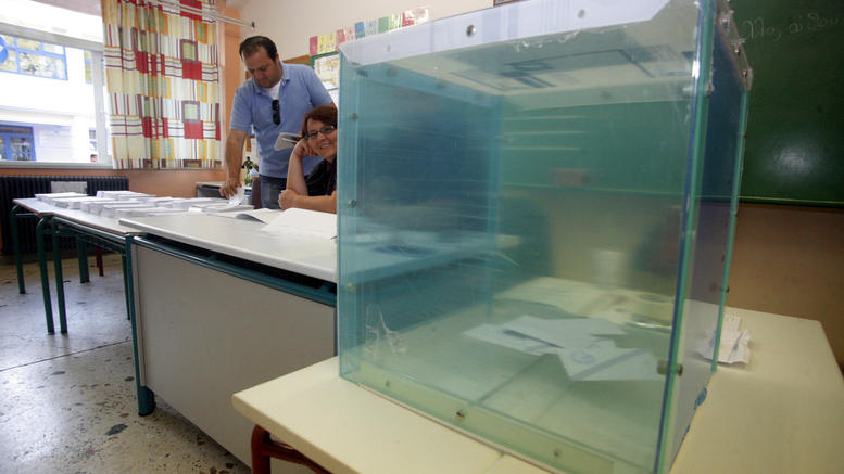 Εκλογές: Πώς θα κατανεμηθούν οι βουλευτικές έδρες με βάση τη νέα απογραφή;