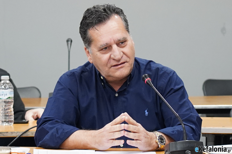 Έριξε «βόμβες» ανήμερα του Αγίου ο Διονύσης Λυκούδης –Κίνδυνος στον κόλπο του Αργοστολιού να εγκαταστήσουν εξέδρες με αγωγούς καυσίμων