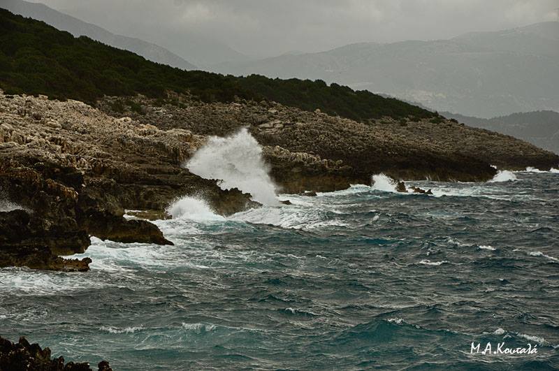 H παραλία των Αλατιών στην εκπομπή “Σαββατοκύριακο με τον Μάνεση” [βίντεο]