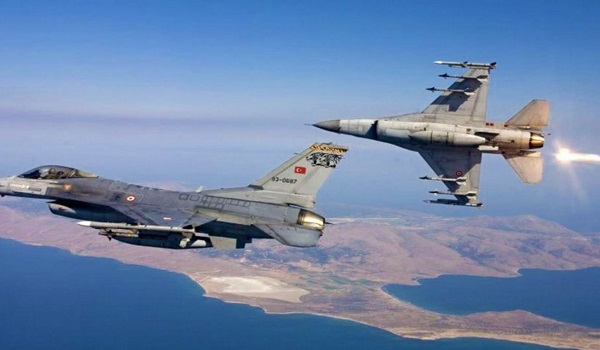 Τούρκος πιλότος κόντεψε να συντριβεί κατά τη διάρκεια αερομαχίας με ελληνικά F 16