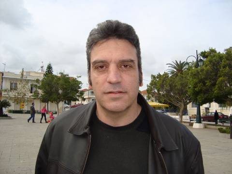 Για τον Διονύση Περδικάρη τον φίλο τον γείτονα τον γιατρό τον Ληξουριώτη