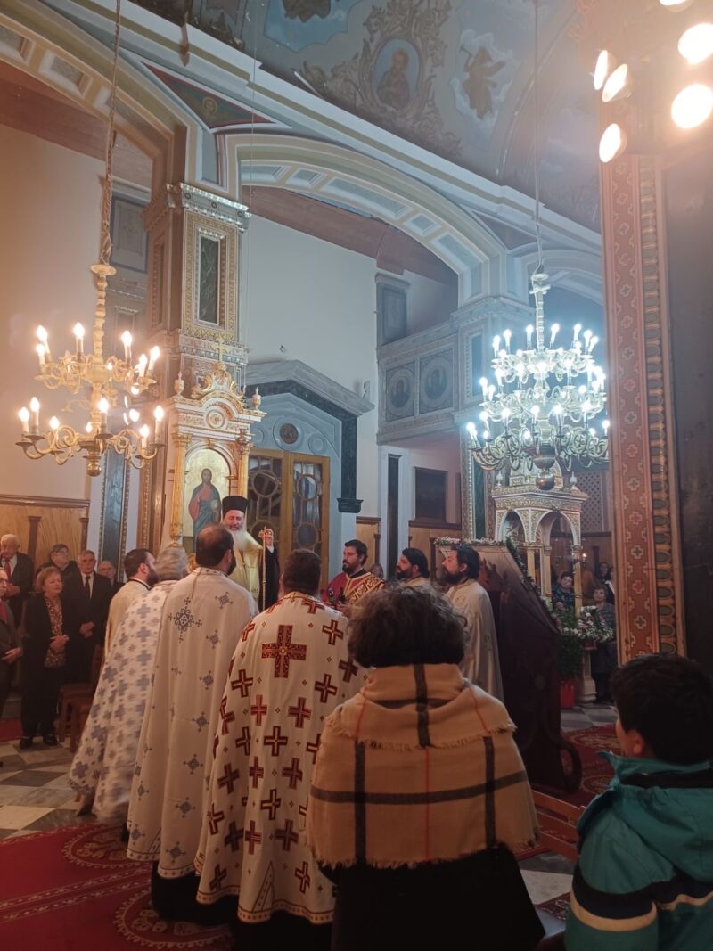 Ο Εσπερινός των Εισοδίων της Υπεραγίας Θεοτόκου στον Σκινέα Παλλικής [εικόνες]