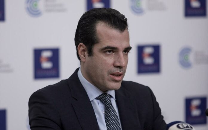 Πλεύρης: Τέλος στη συνταγογράφηση για το εμβόλιο της γρίπης