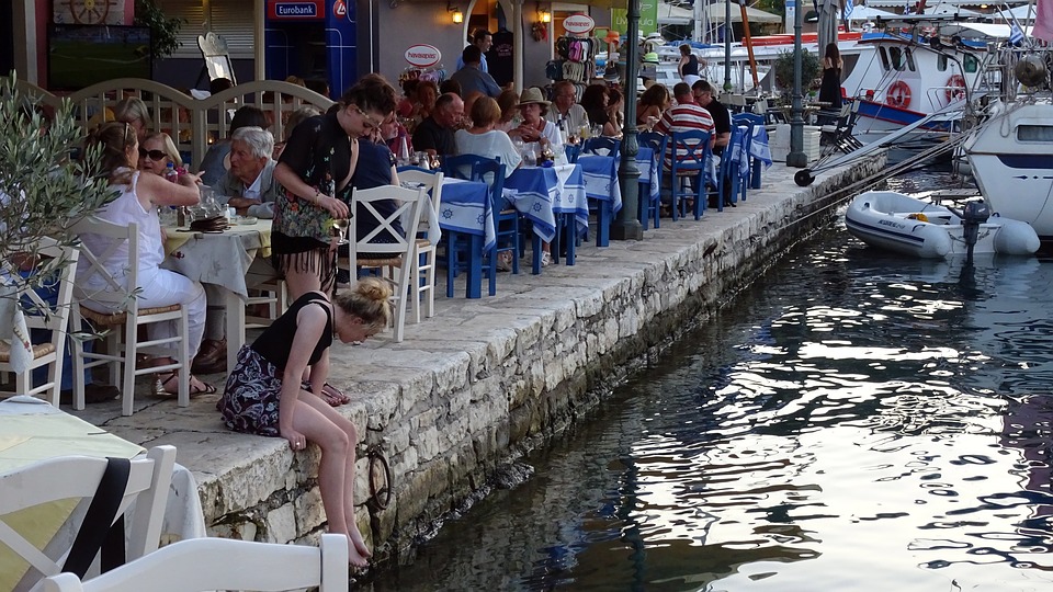 Το Δ.Σ της Ομοσπονδίας Επιχειρηματιών Τουριστικών Καταλυμάτων, ευχαριστεί