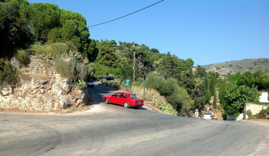 Βλάβη στα φανάρια στο «Μύλο του Πετριά»