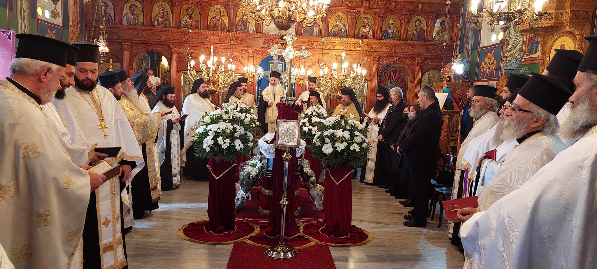Η Εξόδιος Ακολουθία του Μακαριστού π. Ιερόθεου Αμίτση στην Αγ. Ευφημία [εικόνες +βίντεο]