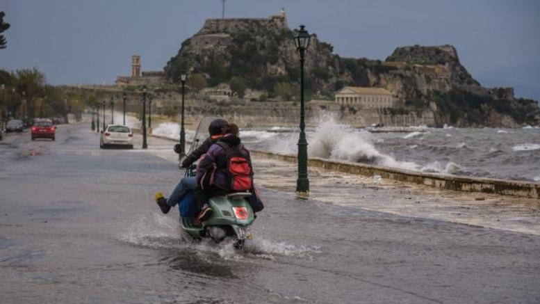 Κακοκαιρία GAIA: Πώς θα εξελιχθεί τις επόμενες ώρες -Πού υπάρχει κίνδυνος για πλυμμήρες