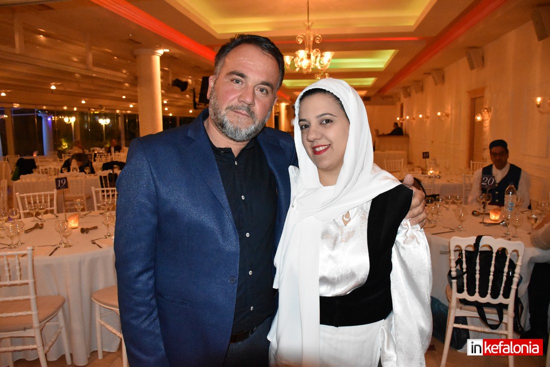 “Γλέντι απ’ τα παλιά!” – Κέφι και χορός στην κοπή της πίτας του Πολιτιστικού Συλλόγου Βλαχάτων “Ο Αίνος” (εικόνες/video)