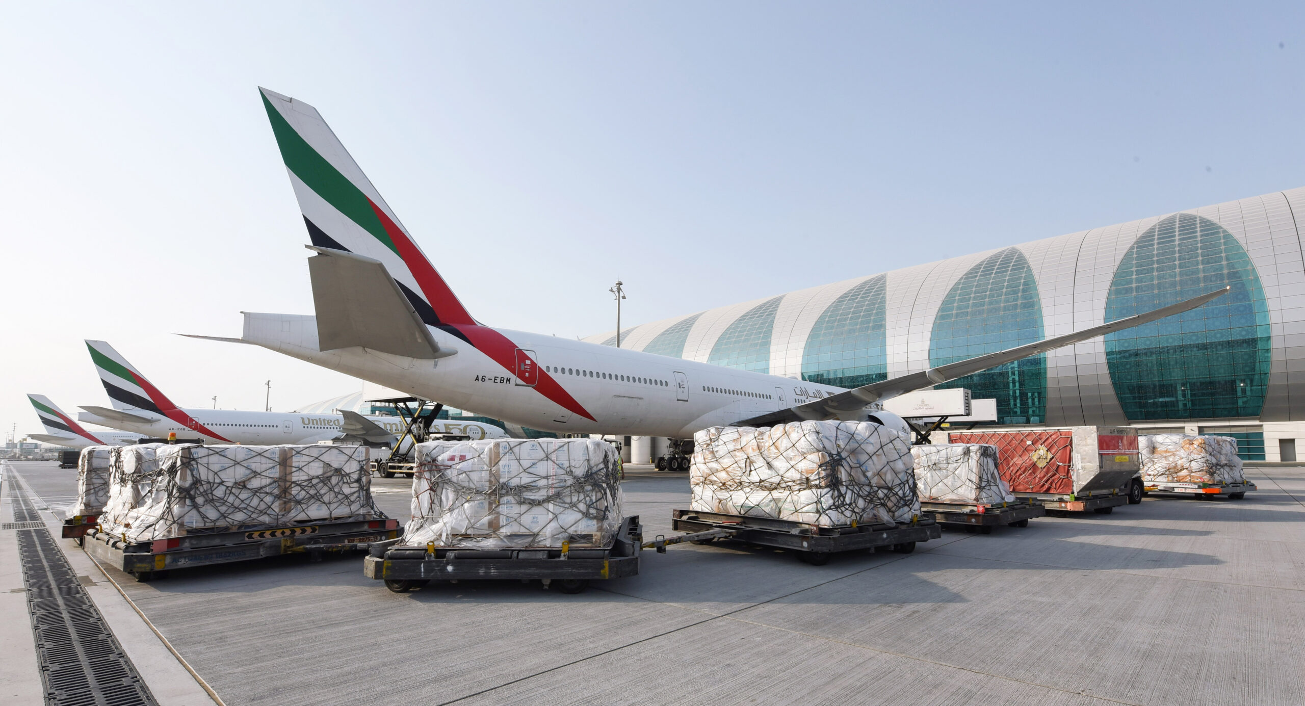   Η Emirates δημιουργεί αερογέφυρα ανθρωπιστικής βοήθειας για τα θύματα του σεισμού στην Τουρκία και τη Συρία