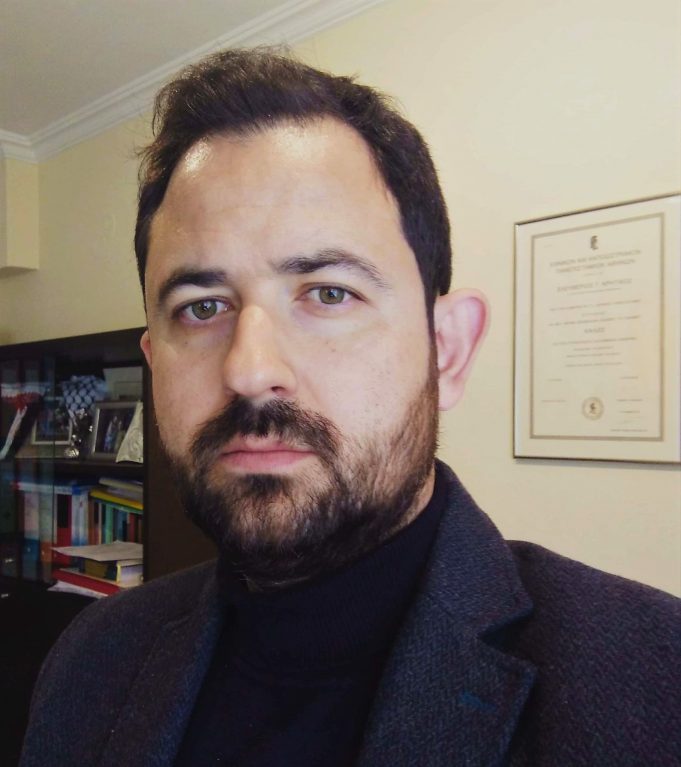 Λευτέρης Κρητικός και Γεωργία Καππάτου οι δύο επίσημοι υποψήφιοι ΠΑΣΟΚ-ΚΙΝΑΛ