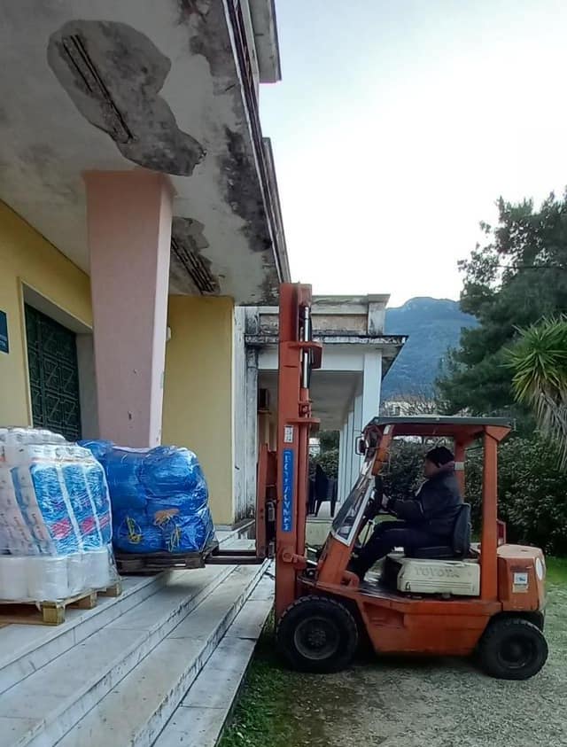 Μεγάλη ανταπόκριση των κατοίκων της Ιθάκης με είδη πρώτης ανάγκης για τους σεισμόπληκτους της Τουρκίας [εικόνες]