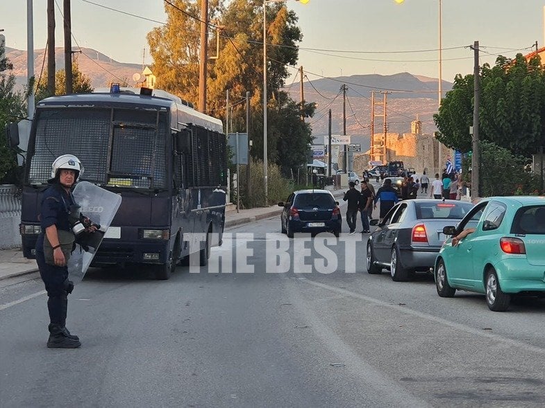 Πατρών-Πύργου: Την κλείνουν οι ρομά -Δεν αφήνουν σπίτια που απαλλοτριώνονται