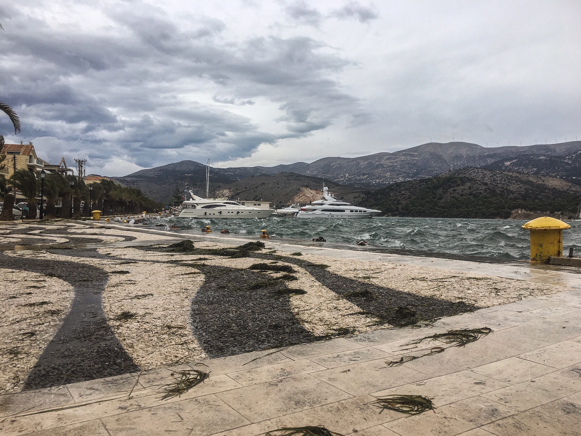 Πως θα κυλήσει ο καιρός τα επόμενα 24ωρα στο νησί μας;  Τα τελευταία προγνωστικά