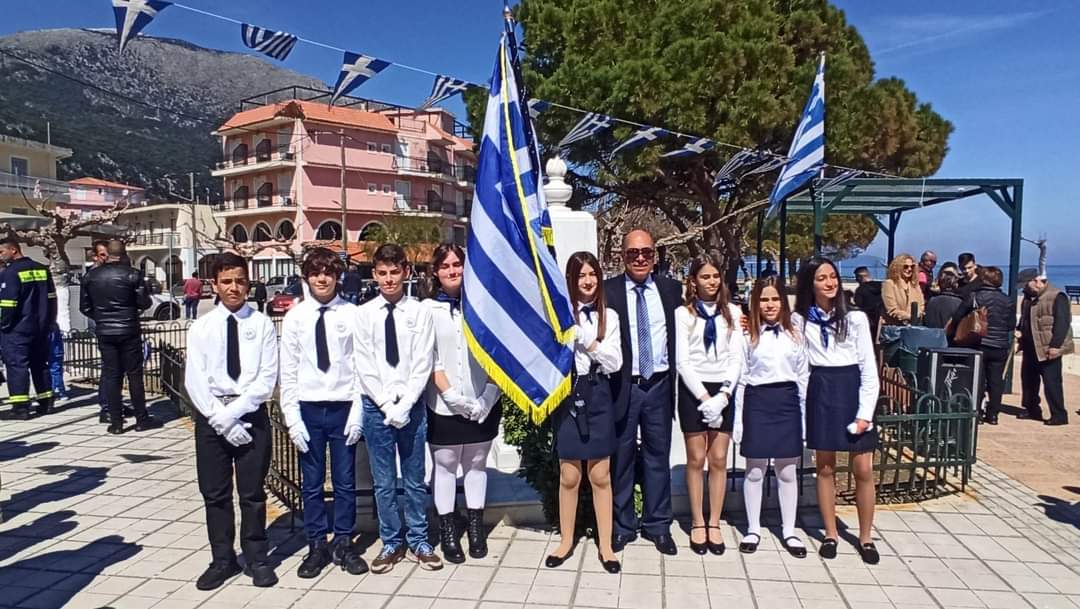 Πόρος: Εορτάστηκε με λαμπρότητα η 25η