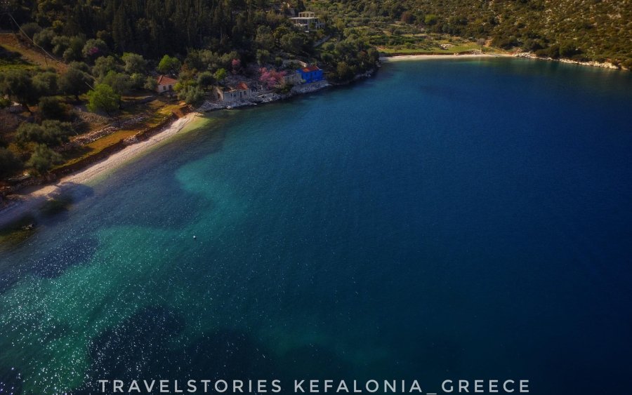 H παραλία στην Αγία Σοφία στην Έρισο: Ένας παράδεισος που λίγοι γνωρίζουν [βίντεο]