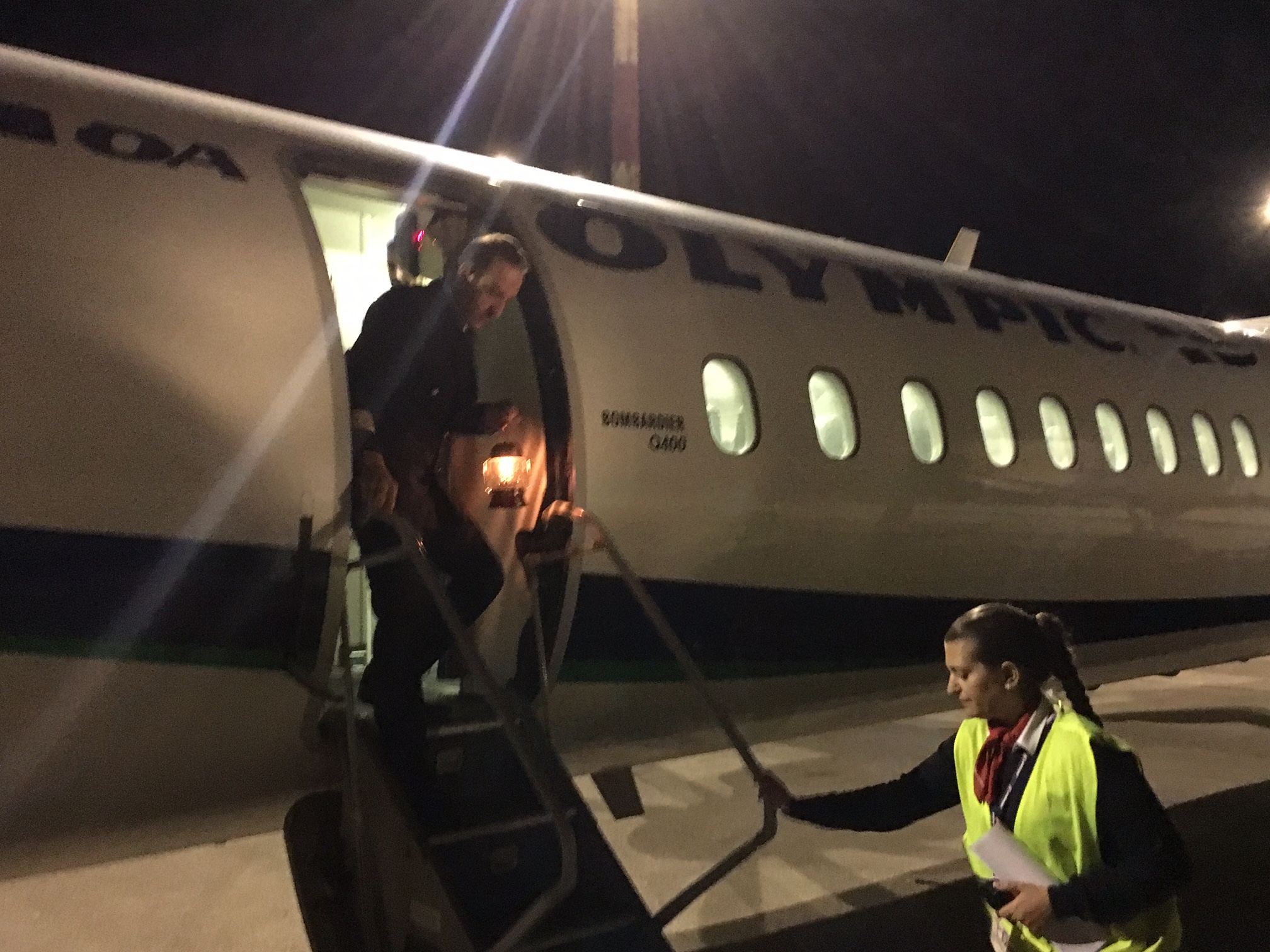 Με ειδική πτήση της AEGEAN το Άγιο Φως στην Κεφαλονιά