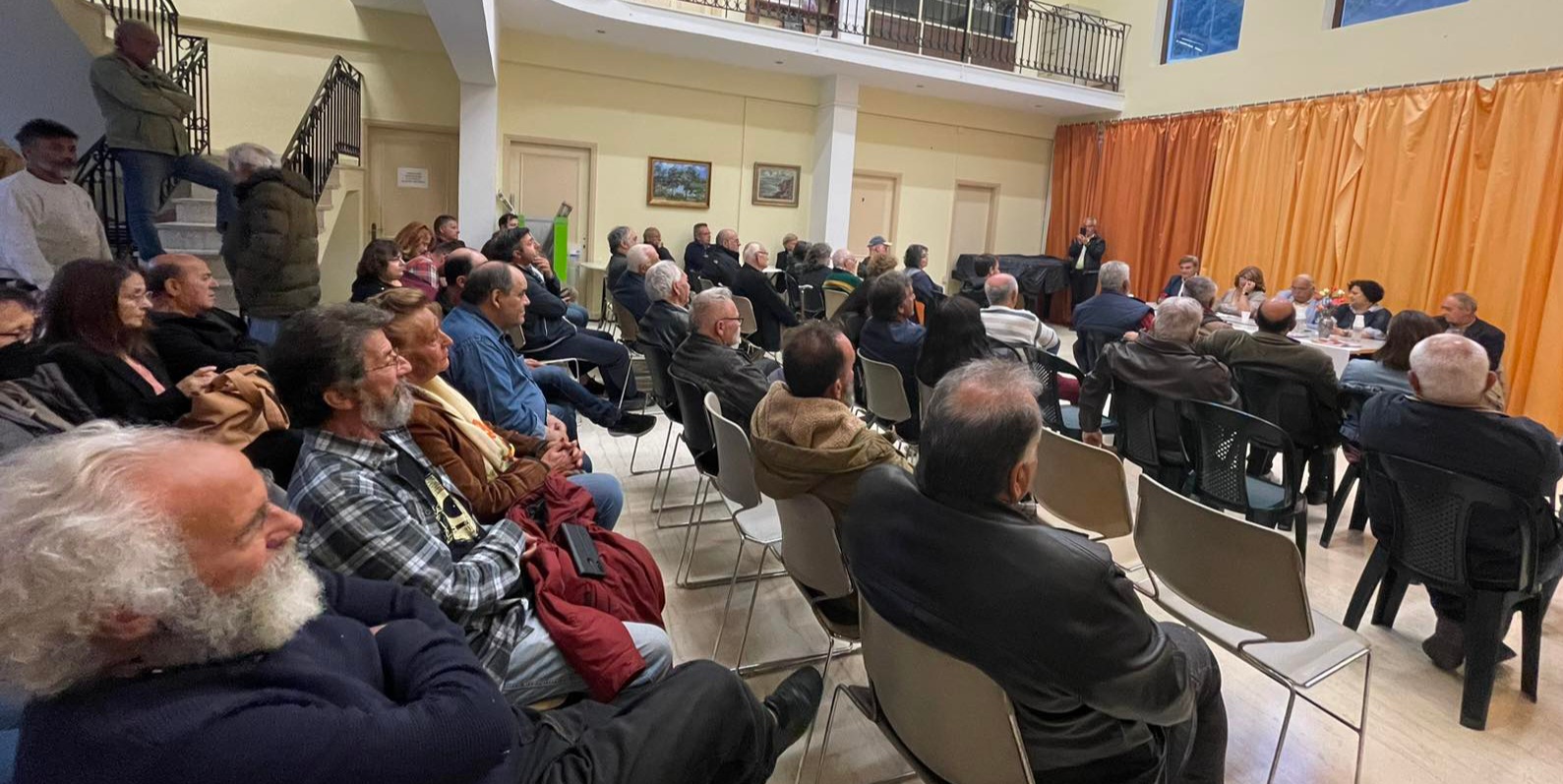 Νικόλας Φαραντούρης: Ανοικτή συζήτηση σε Σκάλα και Πόρο! [εικόνες]