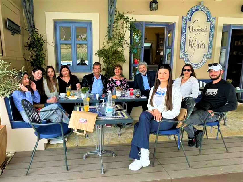 Ο Μαραβέγιας Ναπολέων κοντά στους Νέους