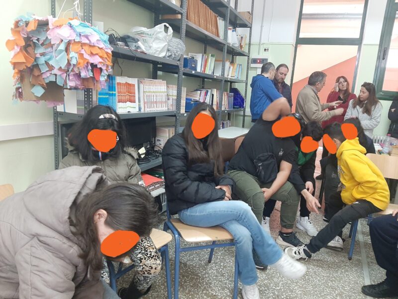 Σχολεία του νησιού επισκέπτεται ο σύλλογος ζωόφιλων Doris  «Γι’ αυτό πρέπει να αγαπάμε τα ζώα» [εικόνες]