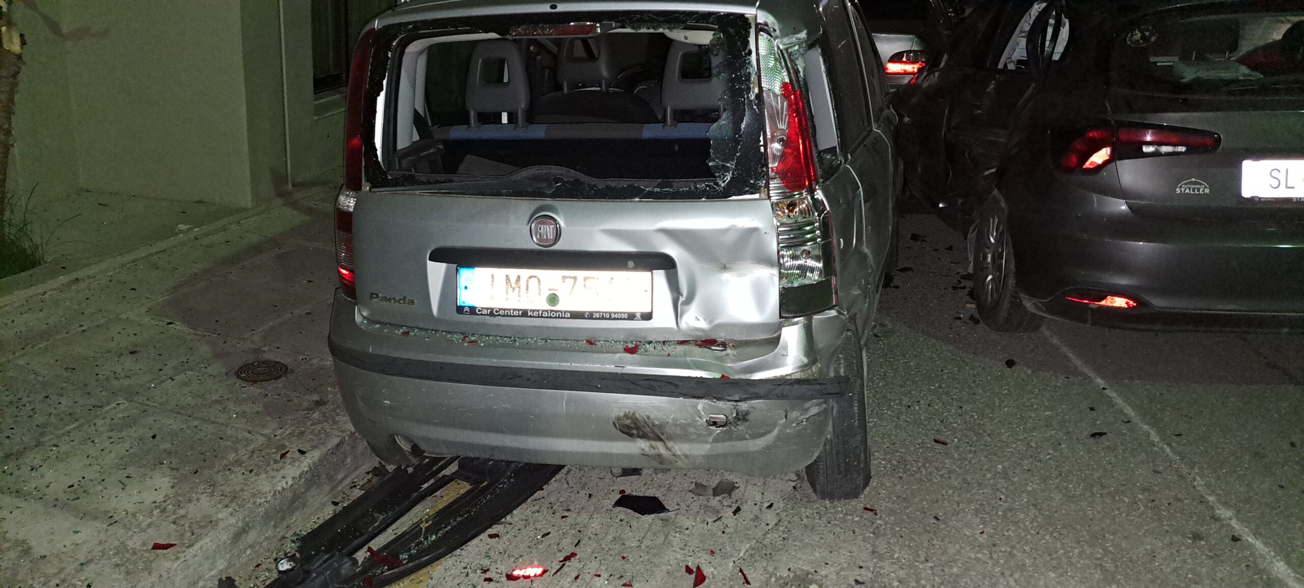 Αλλο ενα τροχαίο στον ιδιο Δρομο με μεγαλες ζημιες σε 5 Αυτοκινητα