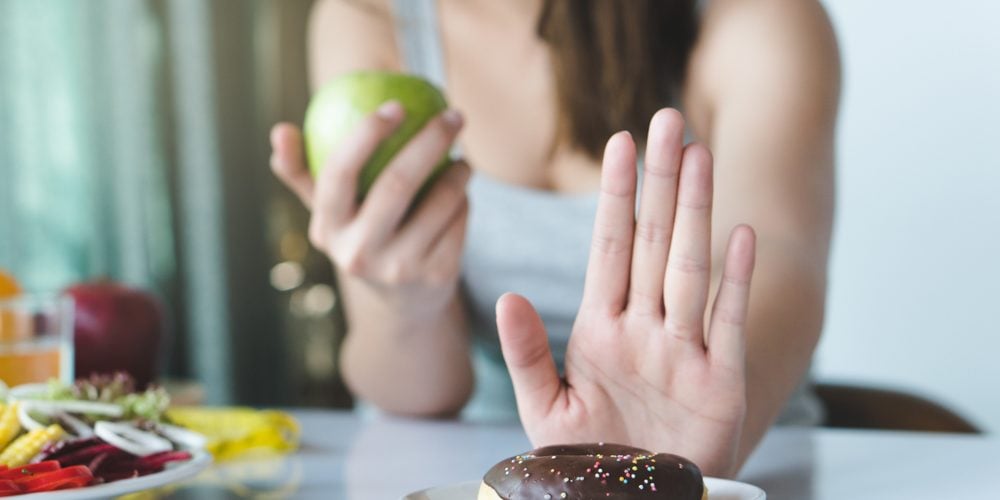 Μπορούμε να αισθανθούμε κορεσμό κοιτάζοντας μια εικόνα φαγητού – Τι λέει έρευνα