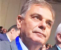 Η προσφώνηση του τ