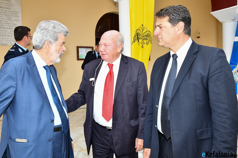Ναπολέων Μαραβέγιας: Χρόνια πολλά στις Επτανήσιες και στους Επτανήσιους [εικόνες]