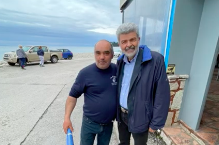 Πάει παντού!: Πρωτομαγιάτικη περιοδεία του Ναπολέοντα Μαραβέγια στην Κεφαλονιά [βίντεο]