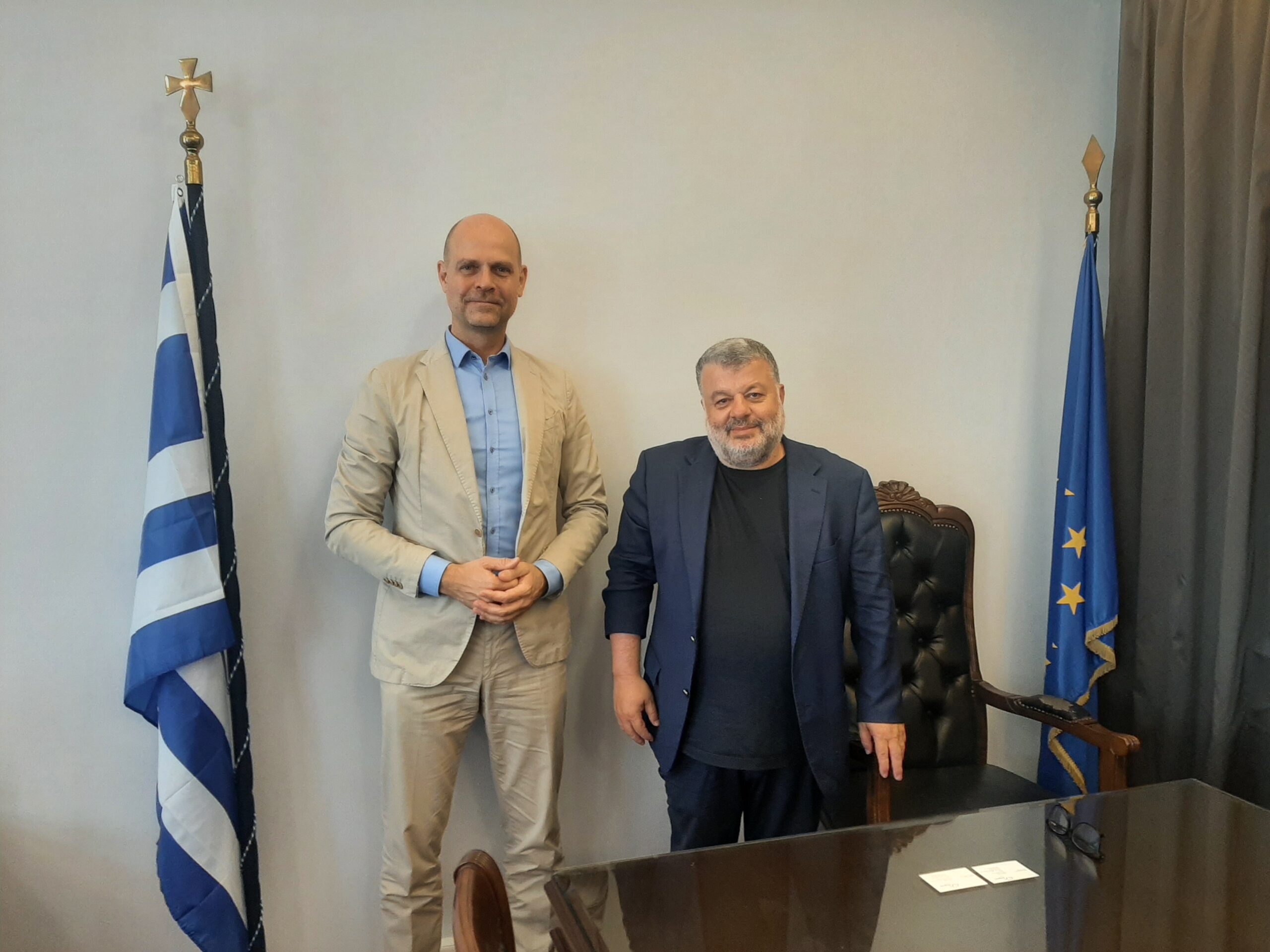 Δήμος Αργοστολίου: “Επί τάπητος” σημαντικά θέματα του τουρισμού & του αεροδρομίου στη συνάντηση Θεόφιλου με στελέχη της Fraport