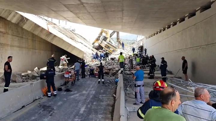 Πάτρα: Κατέρρευσε γέφυρα της Περιμετρικής  Ένας τουλάχιστον νεκρός