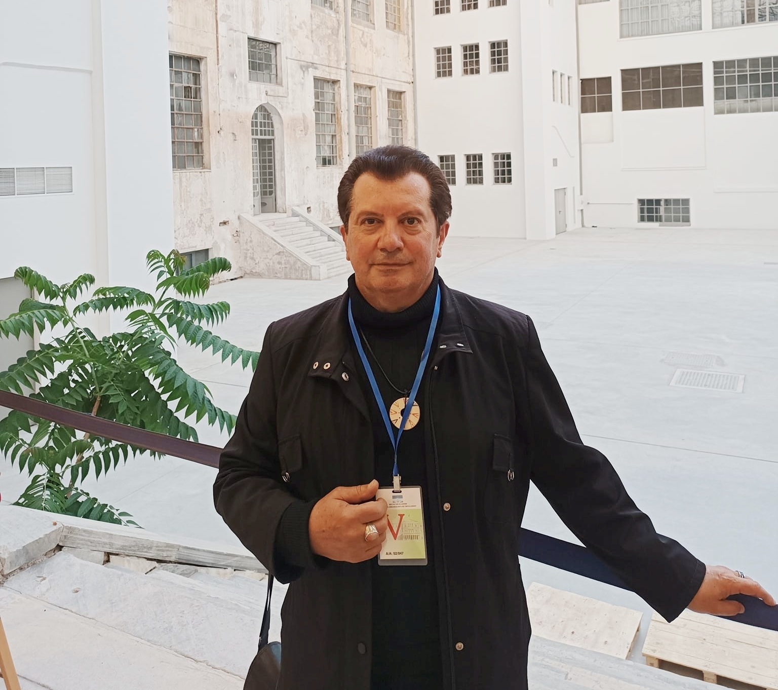 Σήμερα τα λαμπερά εγκαίνια της έκθεσης του Κώστα Ευαγγελάτου στη βίλα Ροδόπη