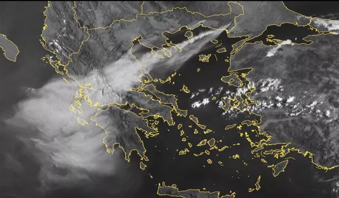 Σκέπασε και τα νησιά μας ο καπνός της πυρκαγιάς στην Αλεξανδρούπολη
